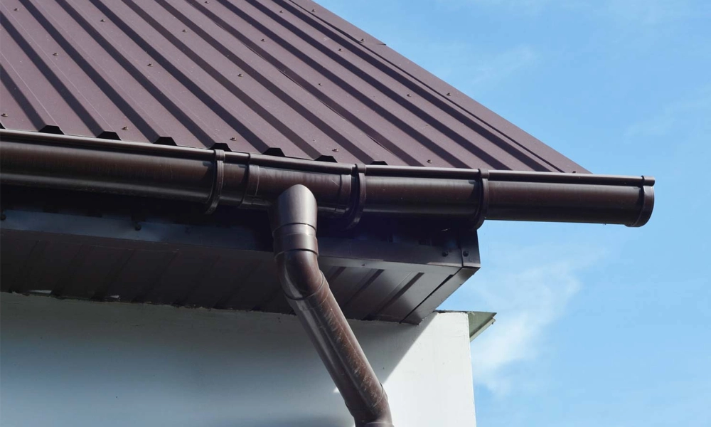 Green Coast Roofing & Solar roof gutters